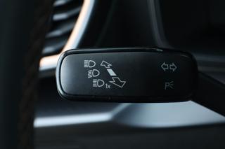 CUPRA Leon usata, con Specchietti laterali elettrici