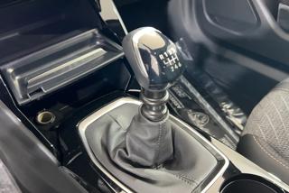 PEUGEOT 2008 usata, con Volante in pelle