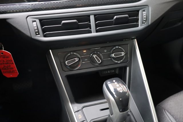 VOLKSWAGEN Taigo usata 65