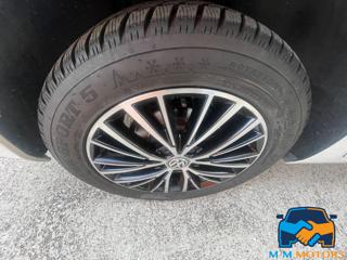 VOLKSWAGEN Touran usata, con Sensore di luce