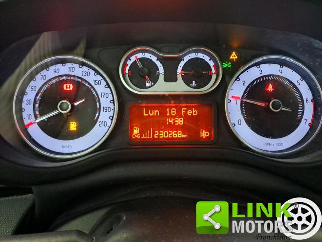 FIAT 500L usata, con Bluetooth