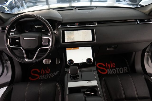 LAND ROVER Range Rover Velar usata, con Autoradio