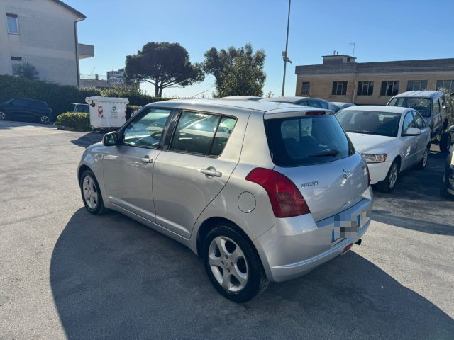 SUZUKI Swift usata, con Cerchi in lega