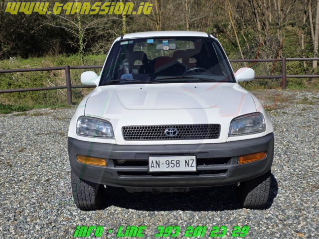 TOYOTA RAV 4 MY23 usata, con Airbag