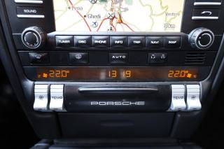 PORSCHE Cayenne usata, con MP3