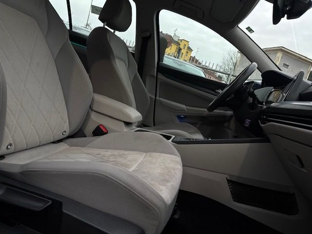 VOLKSWAGEN Golf usata, con Chiusura centralizzata