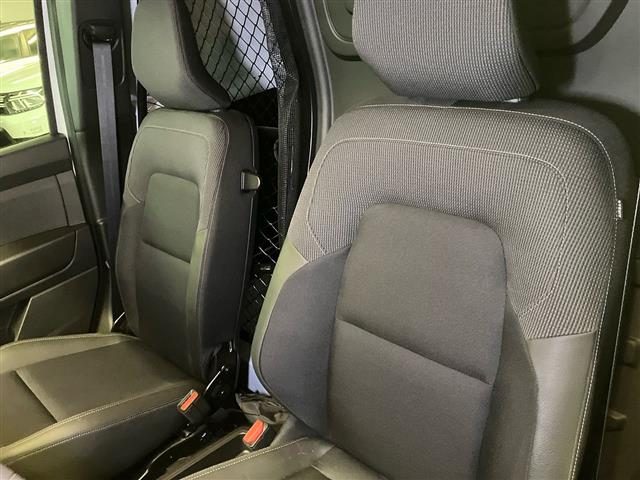 RENAULT Kangoo usata 19