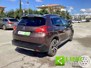 PEUGEOT 2008 usata, con Alzacristalli elettrici