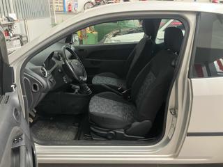 FORD Fiesta usata, con Chiusura centralizzata