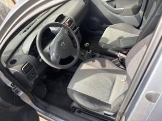 OPEL Corsa usata, con Servosterzo