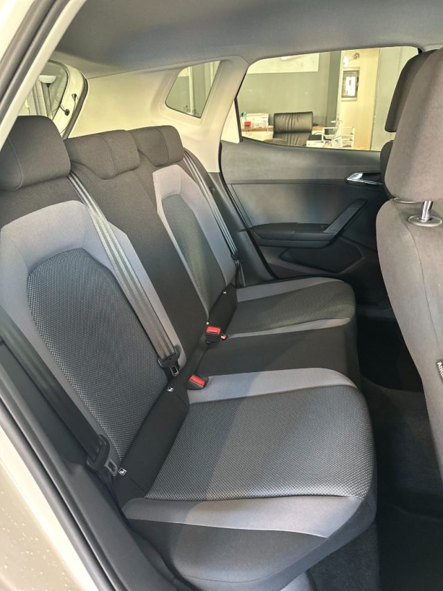 SEAT Arona usata, con USB