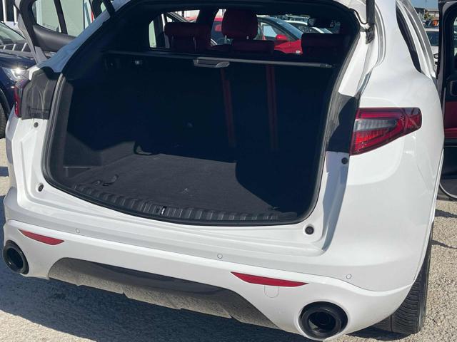 ALFA ROMEO Stelvio usata, con Telecamera per parcheggio assistito