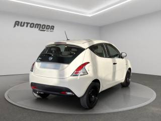 LANCIA Ypsilon usata, con Autoradio