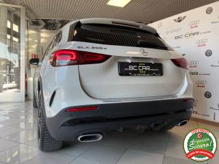 MERCEDES-BENZ GLA 200 usata, con Bracciolo