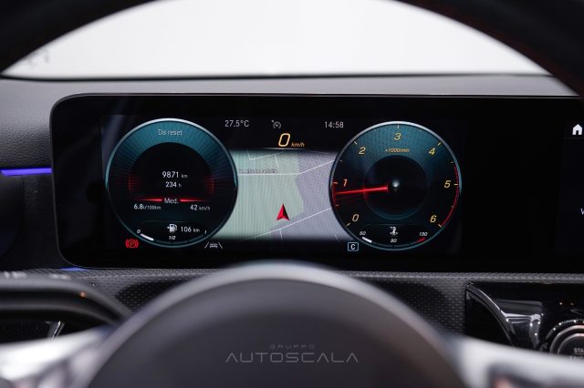 MERCEDES-BENZ A 180 usata, con Volante in pelle