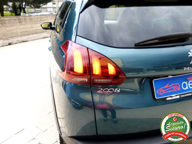PEUGEOT 2008 usata, con Telecamera per parcheggio assistito