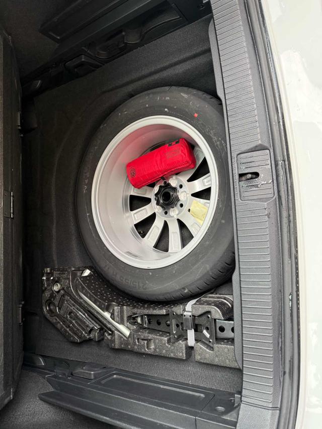 VOLKSWAGEN Passat Variant usata 30