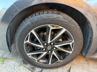 TOYOTA Yaris usata, con Specchietti laterali elettrici