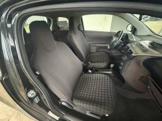 TOYOTA iQ usata, con Climatizzatore