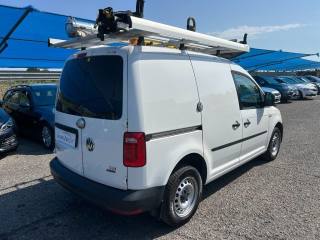 VOLKSWAGEN Caddy usata 18