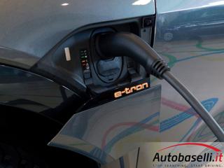 AUDI e-tron usata, con Touch screen
