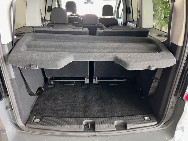 FORD Tourneo Connect usata, con Sedile posteriore sdoppiato