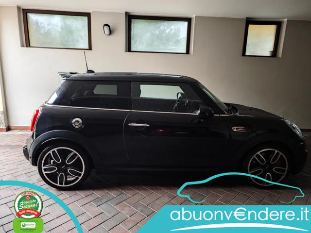 MINI John Cooper Works usata, con Autoradio
