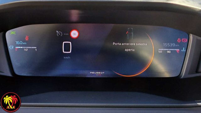 PEUGEOT 2008 usata, con Chiusura centralizzata