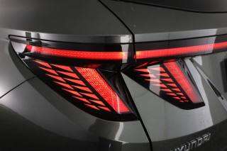 HYUNDAI Tucson usata 9