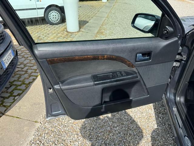 FORD Mondeo usata, con Alzacristalli elettrici