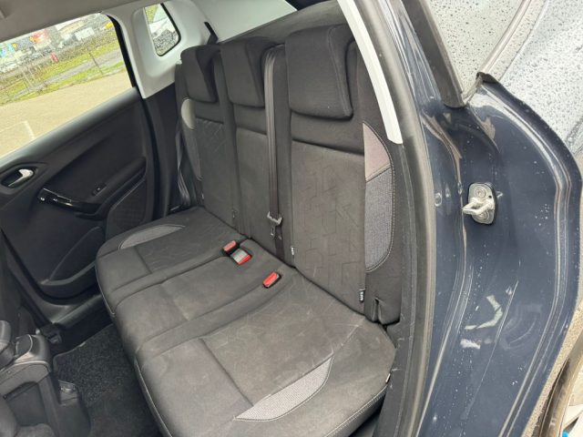 PEUGEOT 2008 usata, con Bluetooth