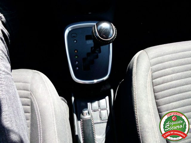 TOYOTA Yaris usata, con Vetri oscurati