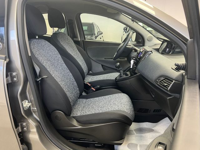 LANCIA Ypsilon usata, con Climatizzatore