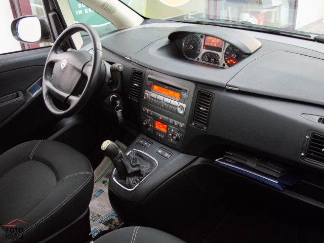 LANCIA MUSA usata, con Sedile posteriore sdoppiato