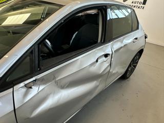 VOLKSWAGEN Golf usata, con ESP