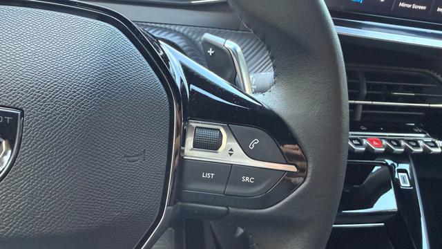 PEUGEOT 2008 usata, con Boardcomputer
