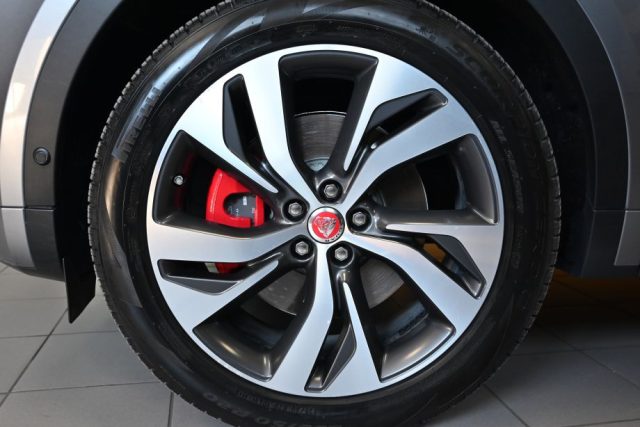 JAGUAR E-Pace usata 15