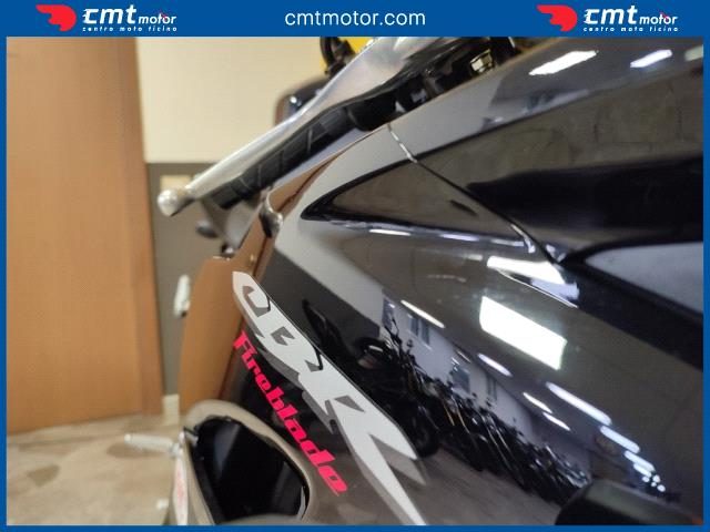 HONDA CBR 1000 RR usata 1