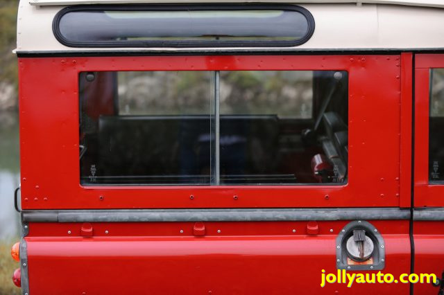 LAND ROVER Defender usata 72