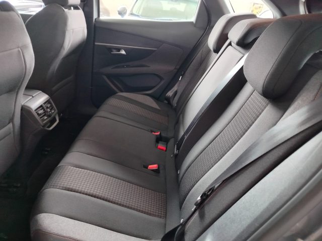 PEUGEOT 3008 usata, con Autoradio digitale