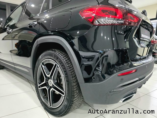 MERCEDES-BENZ GLA 200 usata, con Sedile posteriore sdoppiato