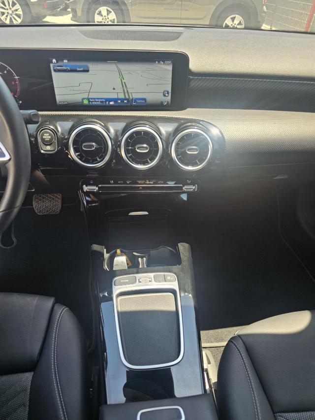 MERCEDES-BENZ A 180 usata, con Specchietti laterali elettrici