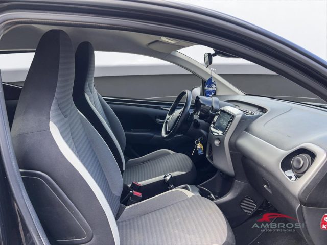 TOYOTA Aygo usata 10