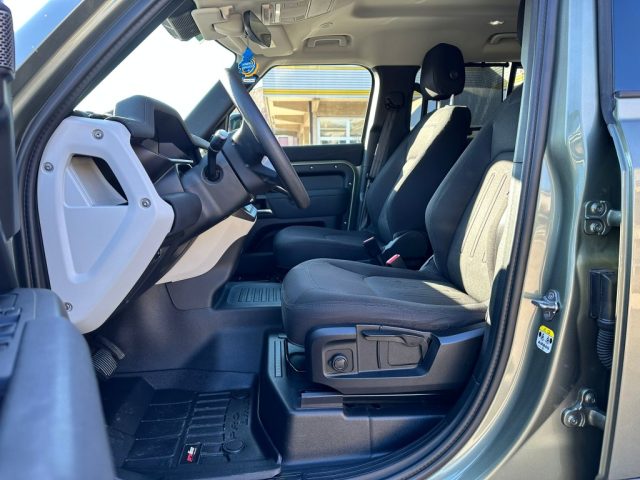 LAND ROVER Defender usata, con Controllo automatico clima