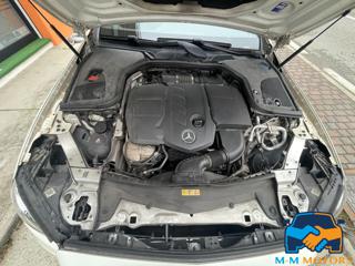 MERCEDES-BENZ E 220 usata, con Sensori di parcheggio anteriori