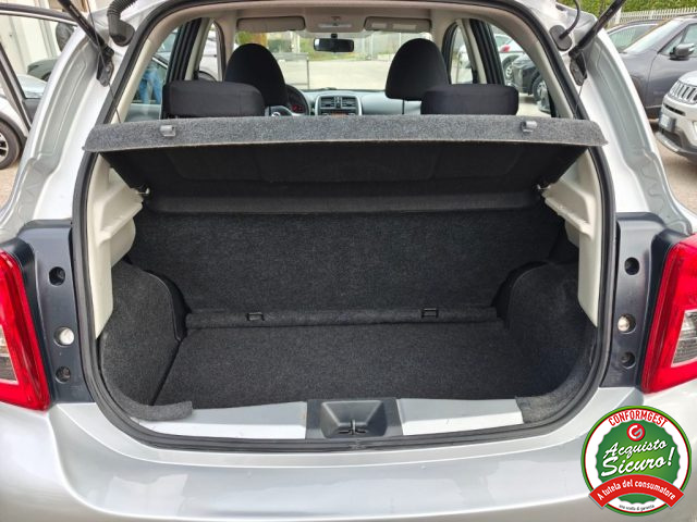 NISSAN Micra usata, con USB