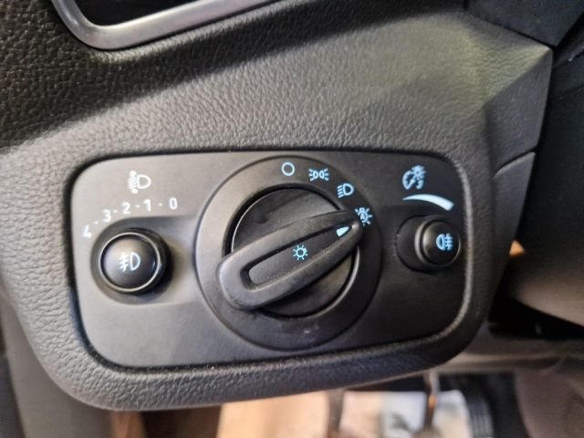 FORD Kuga usata, con Autoradio digitale