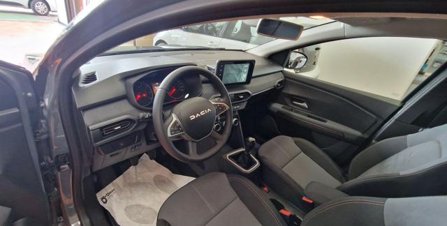 DACIA Jogger usata, con USB