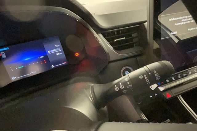 RENAULT Captur usata, con Sensori di parcheggio posteriori