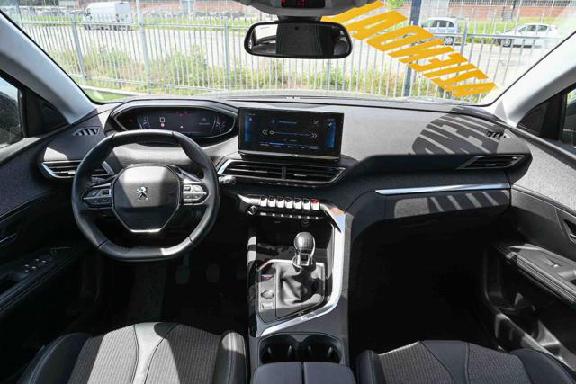 PEUGEOT 3008 usata, con Climatizzatore